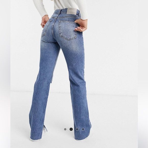 Pull&Bear 90s straight leg jean w/ rips and split hem in blue - Picture 3 of 14